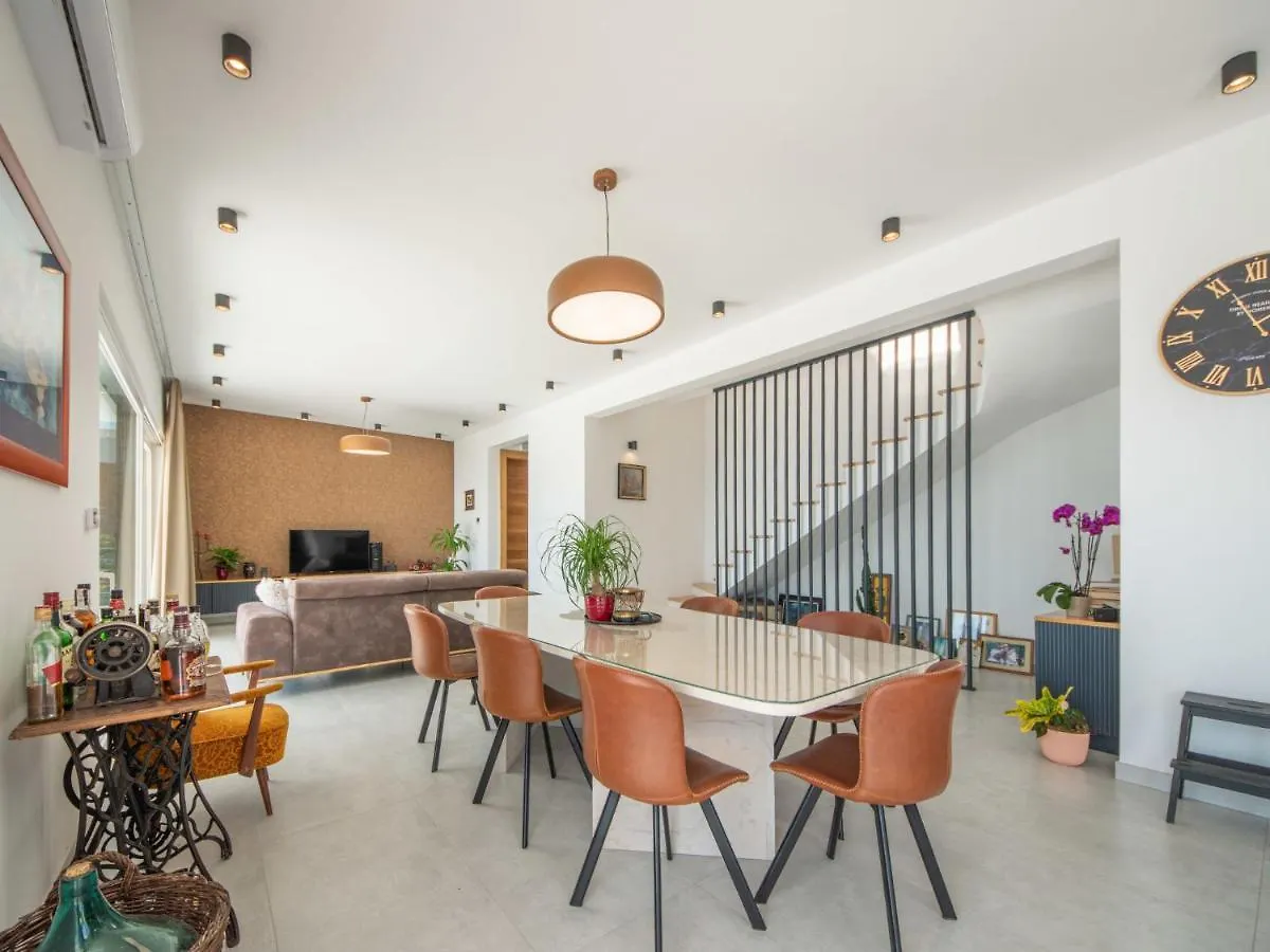 Holiday Home Villa Murn By Interhome Crikvenica