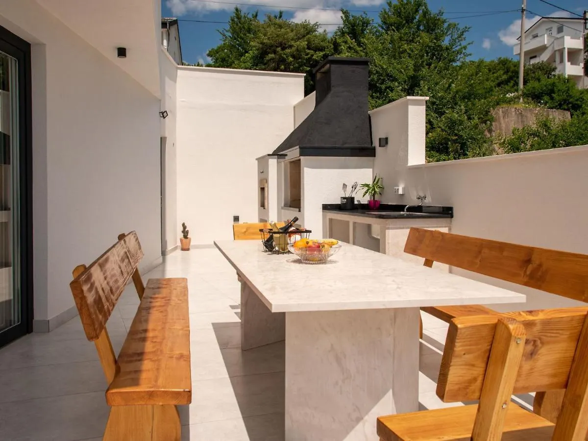 Holiday Home Villa Murn By Interhome Crikvenica